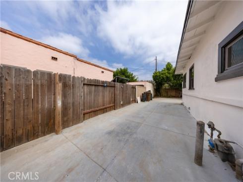 329 W Whiting Avenue, Fullerton, CA