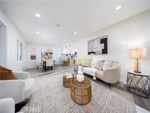 329 W Whiting Avenue, Fullerton, CA