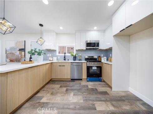 329 W Whiting Avenue, Fullerton, CA