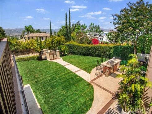 1001 W Las Palmas , Fullerton, CA