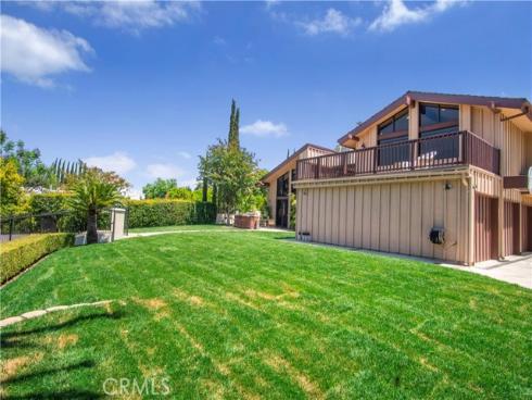 1001 W Las Palmas , Fullerton, CA