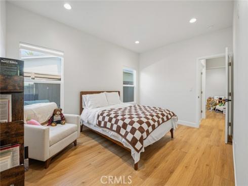 422 W Amerige Avenue, Fullerton, CA