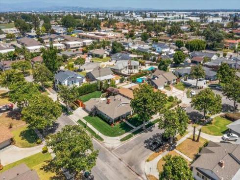 118 N Ashford Place, Fullerton, CA