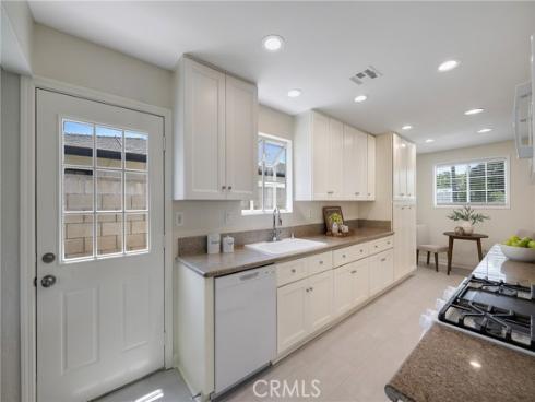 618 S Pine Drive, Fullerton, CA
