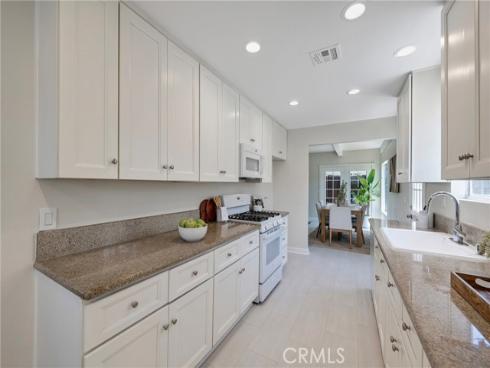 618 S Pine Drive, Fullerton, CA