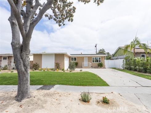 1137 W Baker , Fullerton, CA