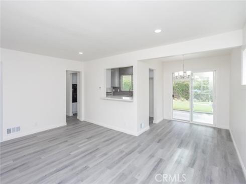 1137 W Baker , Fullerton, CA
