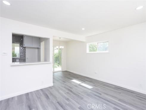 1137 W Baker , Fullerton, CA