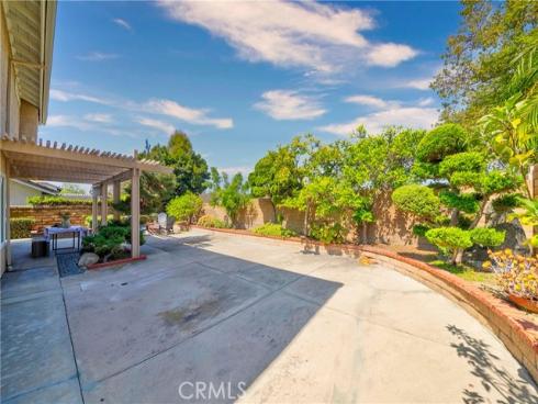 2207  Heritage  , Fullerton, CA