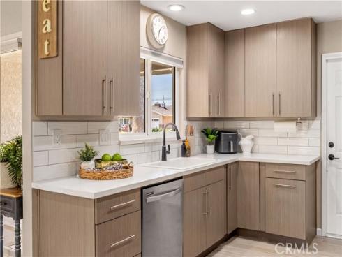1736 Evergreen , Fullerton, CA