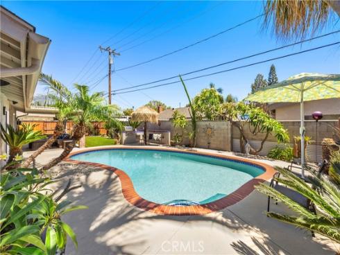 1736 Evergreen , Fullerton, CA