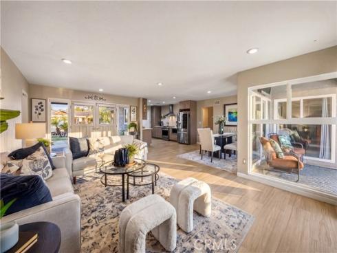 1736 Evergreen , Fullerton, CA
