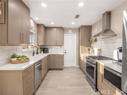 1736 Evergreen , Fullerton, CA
