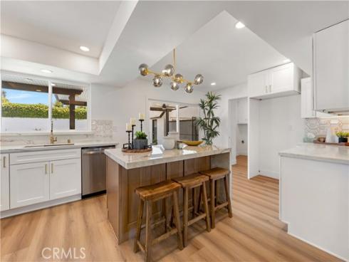 530 Stanford Avenue, Fullerton, CA
