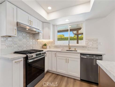 530 Stanford Avenue, Fullerton, CA