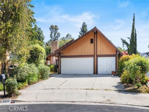 2207 Meadow