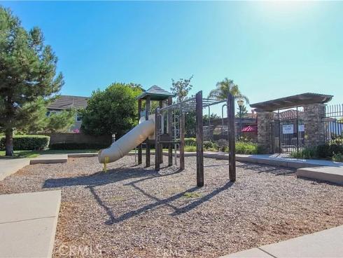 646  Oak Tree  , Fullerton, CA