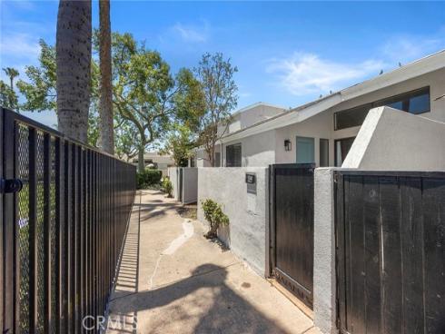 1544 Wavertree , Fullerton, CA