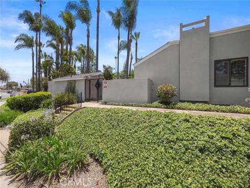 1544  Wavertree  , Fullerton, CA