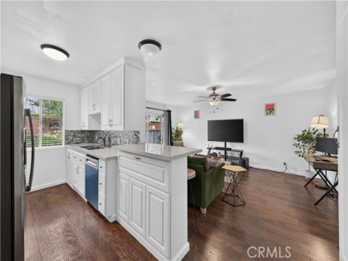 400 N Acacia  B17  Avenue, Fullerton, CA