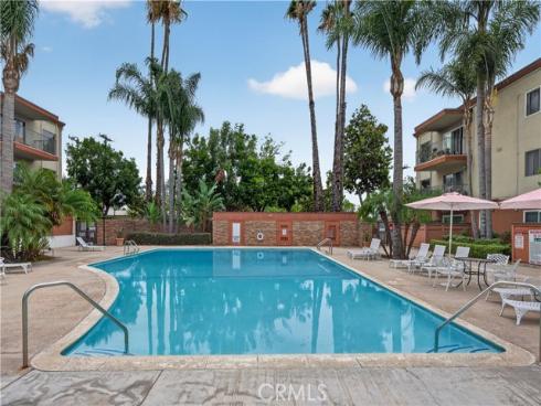 400 N Acacia  B17  Avenue, Fullerton, CA
