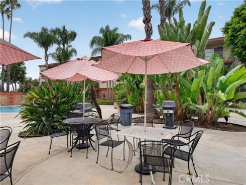 400 N Acacia  B17  Avenue, Fullerton, CA