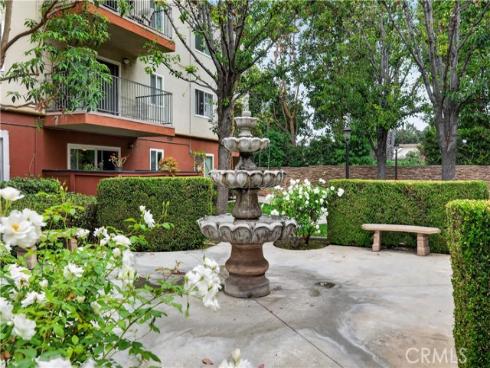 400 N Acacia  B17  Avenue, Fullerton, CA