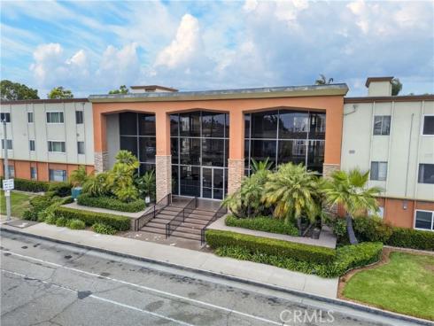 400 N Acacia  B17  Avenue, Fullerton, CA