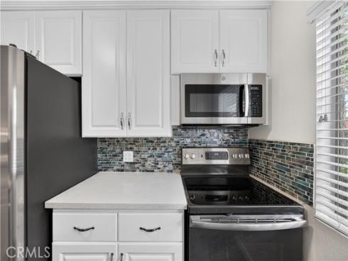 400 N Acacia  B17  Avenue, Fullerton, CA