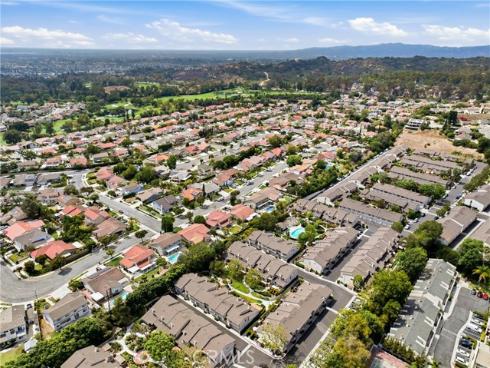 1569 Avenida Selva 201 , Fullerton, CA