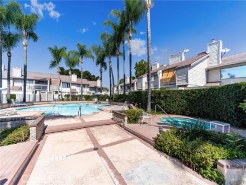 2220 E Chapman  54  Avenue, Fullerton, CA