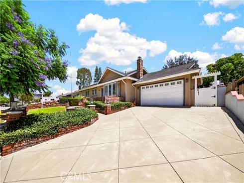 2816  Woodbine   Avenue, Fullerton, CA