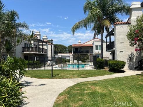 1927 W Houston 5 , Fullerton, CA