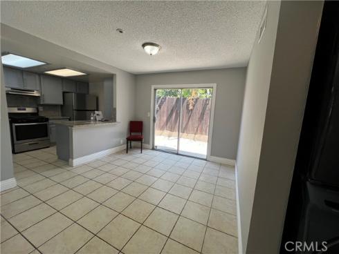 1927 W Houston 5 , Fullerton, CA