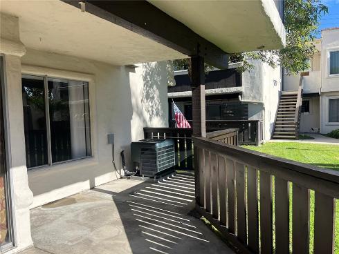 1927 W Houston 5 , Fullerton, CA