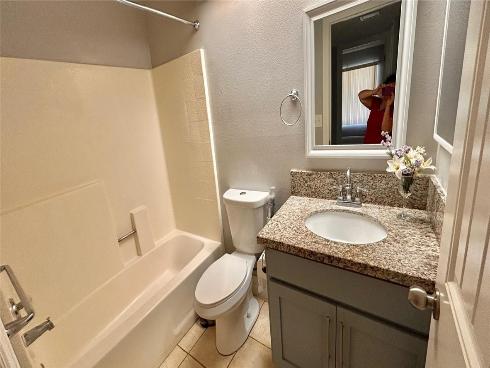 1927 W Houston 5 , Fullerton, CA