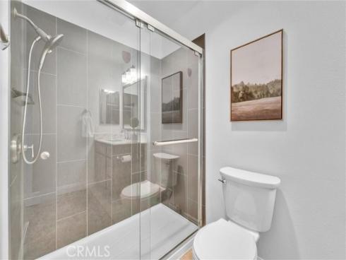 3062 Associated 10 , Fullerton, CA