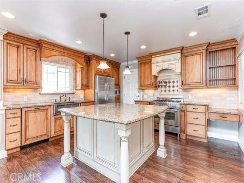 718 Meade Avenue, Fullerton, CA