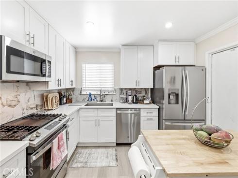 4201 W Oak , Fullerton, CA