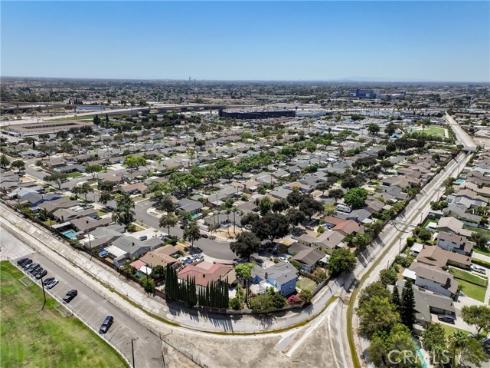 4201 W Oak , Fullerton, CA