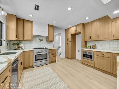 2973  Lakeview Way  , Fullerton, CA