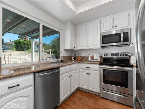 2600 Geneva , Fullerton, CA