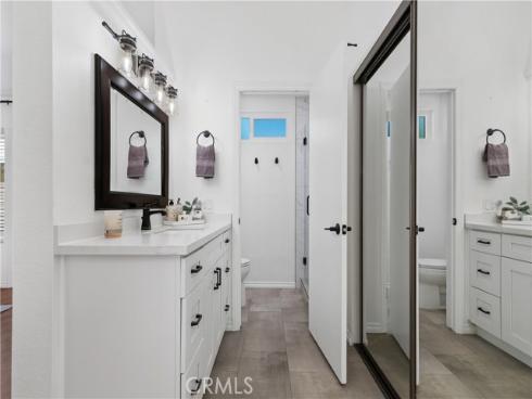 2600 Geneva , Fullerton, CA