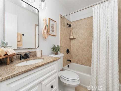 2600 Geneva , Fullerton, CA