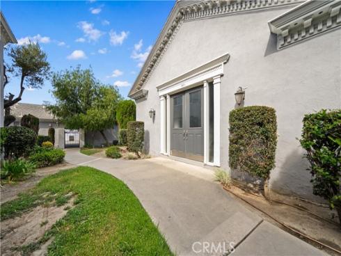 1611 S. Pomona D13