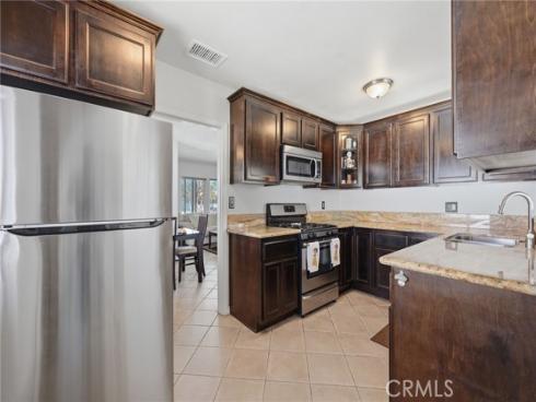 2114 W West , Fullerton, CA
