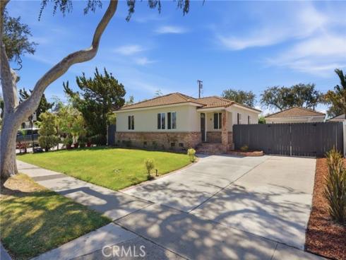 2114 W West , Fullerton, CA
