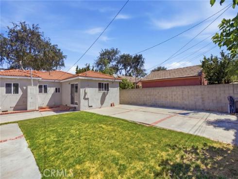 2114 W West , Fullerton, CA