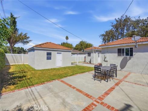 2114 W West , Fullerton, CA