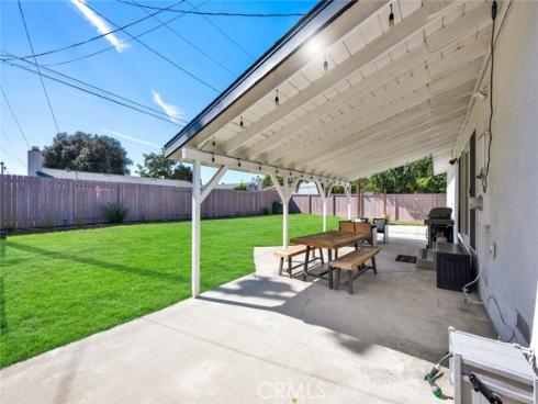 325 N Russell Avenue, Fullerton, CA